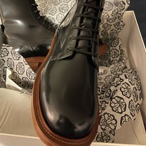 New Authentic Black Alexander McQueen Spazzol Leather Lace Up Boots 43/10